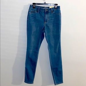 Universal Threads Jeans
